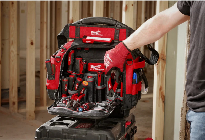 48-22-8316 Packout 15" Structured Tool Bag